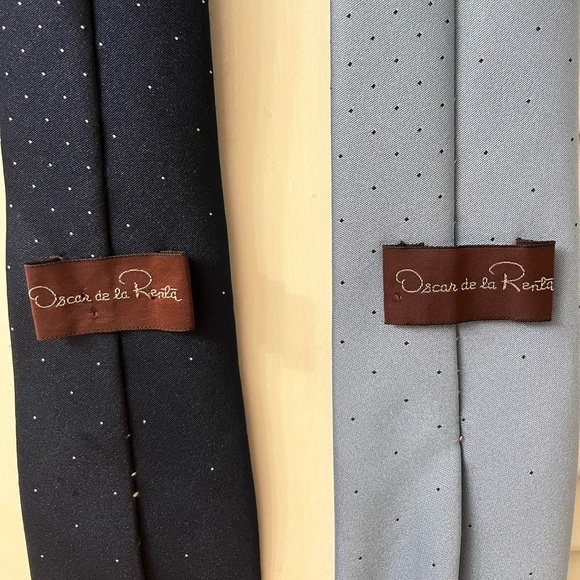 Pair of Oscar de la Renta ties - Picture 2 of 5